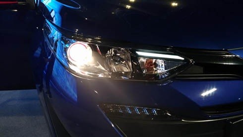 Toyota Yaris Ativ 2017 - bản sao Vios giá từ 14.100 USD ảnh 4