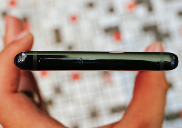 Mở hộp Galaxy Note 8 đầu tiên tại Việt Nam ảnh 6