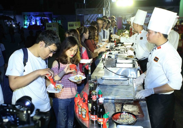 Chin-Su đồng hành cùng lễ hội Food Fest 2017 ảnh 1 Chin-Su đồng hành cùng lễ hội Food Fest 2017 ảnh 1