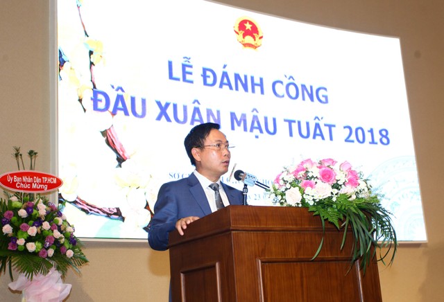 Chùm ảnh lễ đánh cồng đầu Xuân Mậu Tuất 2018 tại sàn HOSE ảnh 4 Chùm ảnh lễ đánh cồng đầu Xuân Mậu Tuất 2018 tại sàn HOSE ảnh 4