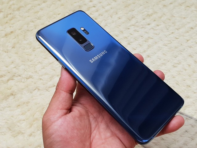 Galaxy S9+ màu xanh san hô chính thức lên kệ ảnh 4 Galaxy S9+ màu xanh san hô chính thức lên kệ ảnh 4