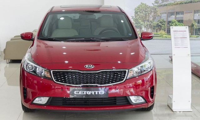 Ngay đầu tháng 5, ô tô đồng loạt tăng giá bán ảnh 1