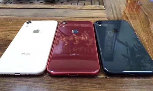 iPhone 9 màu hồng xuất hiện với khay sim kép ảnh 1