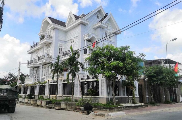 Xã 1.000 tỷ phú: Bậc nhất xứ Nghệ, biệt thự hàng ngàn, ô tô nhiều vô kể ảnh 5