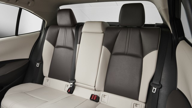 Toyota Corolla thế hệ mới trẻ hóa thiết kế ảnh 3