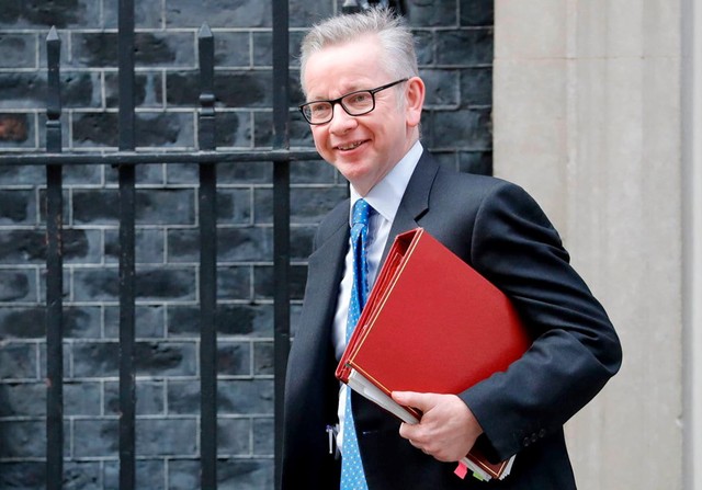 Bà May ra đi, để lại chức thủ tướng Anh nhiều đau khổ và Brexit mờ mịt ảnh 3