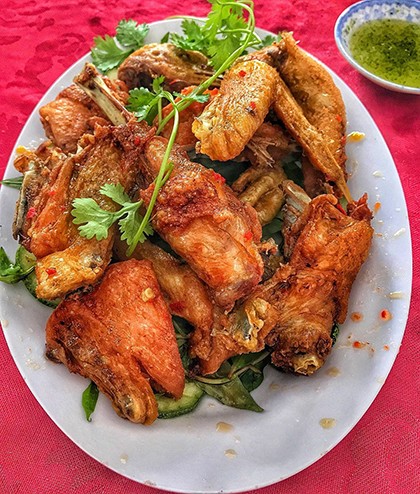 5 địa chỉ ẩm thực nổi tiếng ở trung tâm Quy Nhơn ảnh 5