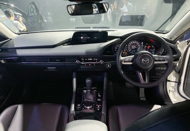 Mazda3 thế hệ mới ra mắt, tháng 10 bán tại Việt Nam ảnh 4