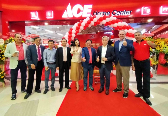 Tập đoàn gia dụng 95 năm tuổi của Mỹ mở cửa hàng đầu tiên tại Việt Nam ảnh 1