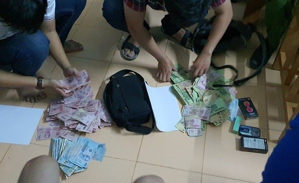 Lợi dụng 'cách ly toàn xã hội' để cướp ngân hàng ảnh 1