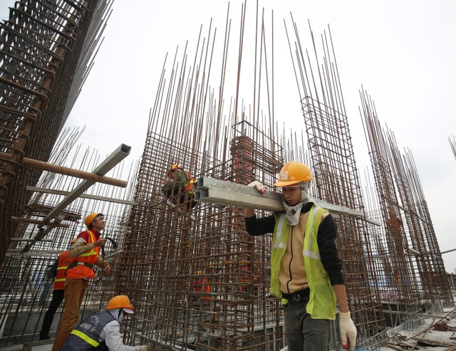 Nhiều dự án nhà ở đang được đẩy mạnh triển khai sau khi gỡ vướng pháp lý.