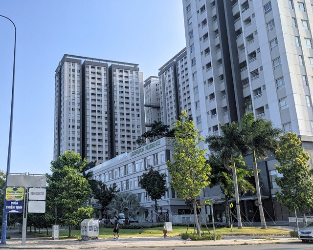 Cư dân chung cư Lexington Residence đã nhận nhà và vào ở hơn 10 năm, nhưng tới nay vẫn chưa được cấp sổ hồng. Cư dân chung cư Lexington Residence đã nhận nhà và vào ở hơn 10 năm, nhưng tới nay vẫn chưa được cấp sổ hồng.