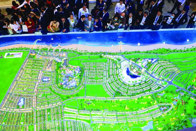 Nhiều chủ đầu tư đẩy mạnh xây dựng đội ngũ môi giới nội bộ để sẵn sàng triển khai các dự án mới. Ảnh: Lê Toàn.