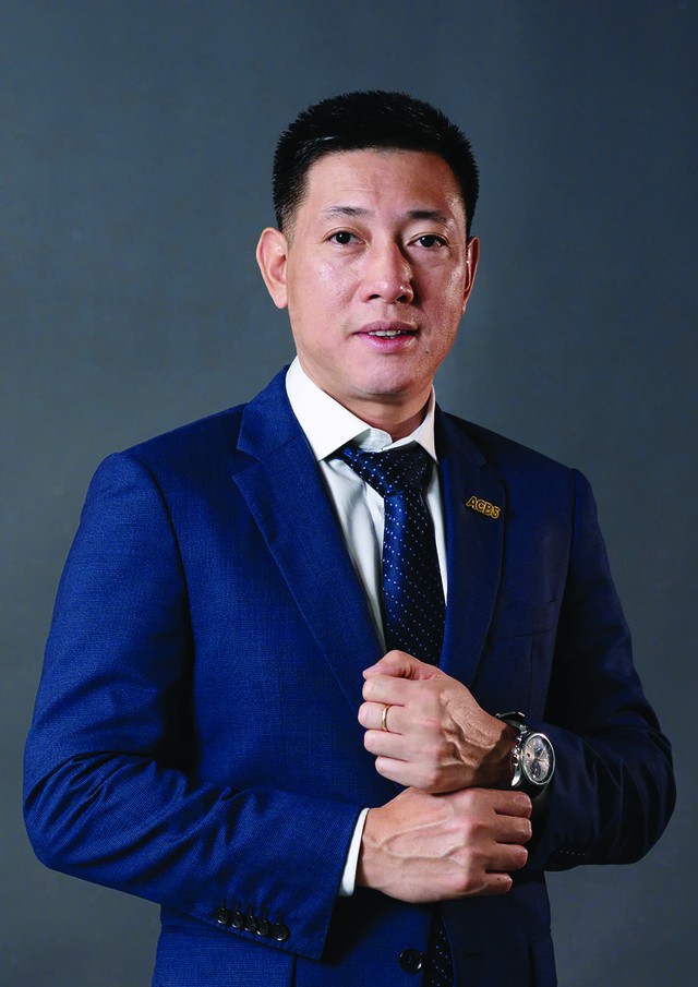 Ông Nguyễn Đức Hoàn, Tổng giám đốc Công ty Chứng khoán ACB (ACBS). Ông Nguyễn Đức Hoàn, Tổng giám đốc Công ty Chứng khoán ACB (ACBS).