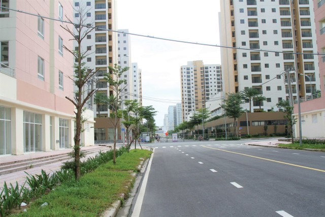 Tình trạng căn hộ bỏ hoang tại Khu đô thị Thủ Thiêm đã kéo dài từ năm 2015 tới nay. Ảnh: Lê Toàn.