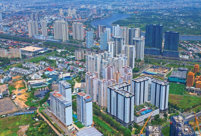 Tăng trưởng kinh tế phải được xây dựng trên nền tảng của niềm tin, thể chế thông thoáng và một môi trường đầu tư hấp dẫn. Tăng trưởng kinh tế phải được xây dựng trên nền tảng của niềm tin, thể chế thông thoáng và một môi trường đầu tư hấp dẫn.