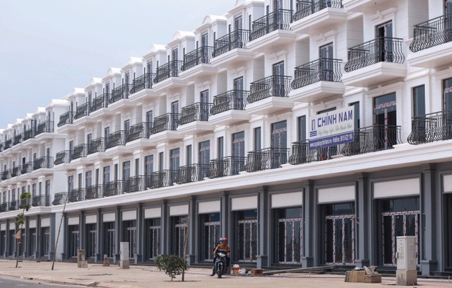 Một dự án bất động sản gần sân bay Long Thành. Ảnh: Lê Toàn.