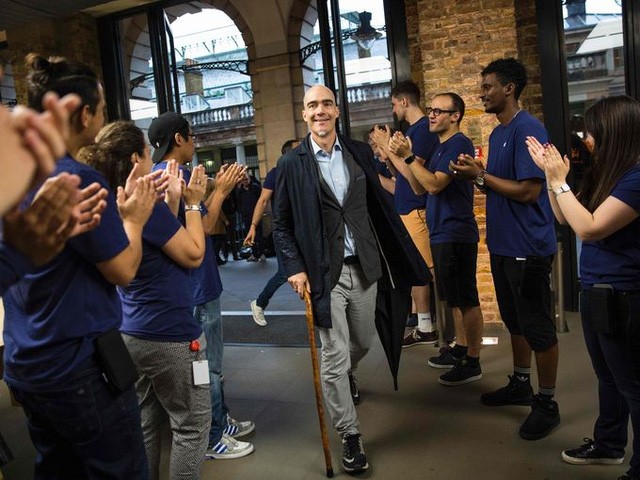 Chùm ảnh khắp nơi trên thế giới ngày iPhone 7 chính thức lên kệ ảnh 10