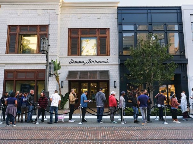 Chùm ảnh khắp nơi trên thế giới ngày iPhone 7 chính thức lên kệ ảnh 2