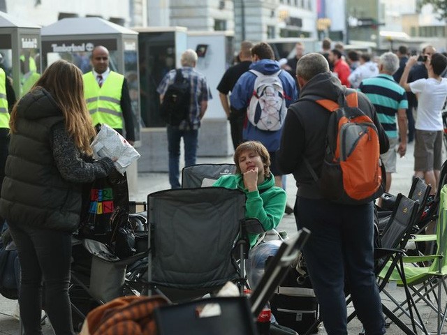 Chùm ảnh khắp nơi trên thế giới ngày iPhone 7 chính thức lên kệ ảnh 6