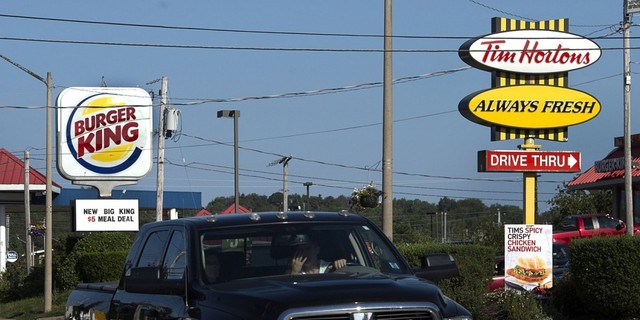 4 tỷ USD và chuỗi phân phối lớn nhất thế giới, McDonald vẫn thất bại trong cuộc chiến cà phê ảnh 1