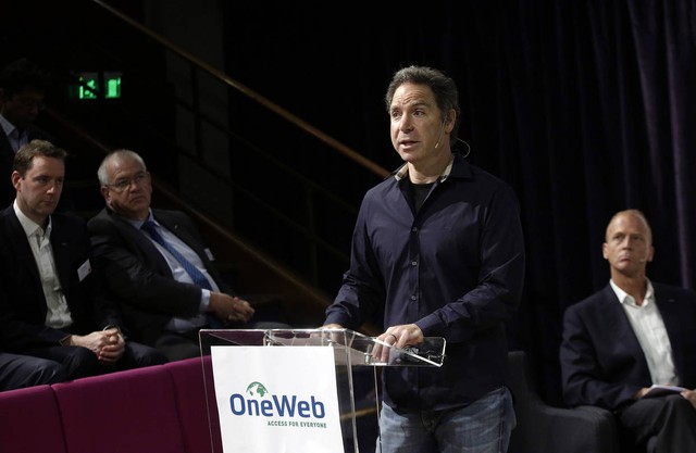 SoftBank bỏ ra 1 tỷ USD sau buổi trao đổi với ông Trump ảnh 2