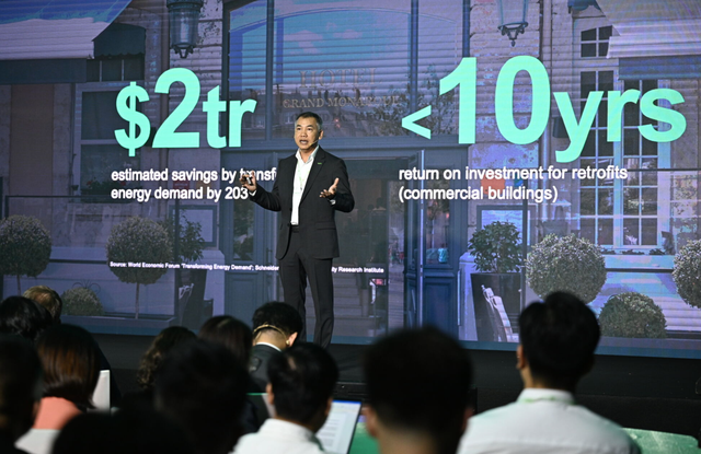 Ông Đồng Mai Lâm, Tổng giám đốc Schneider Electric Việt Nam và Campuchia phát biểu tại sự kiện