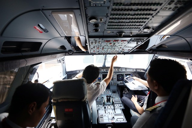 Tàu bay mới của Vietjet về tới thành phố Hồ Chí Minh ảnh 6 Tàu bay mới của Vietjet về tới thành phố Hồ Chí Minh ảnh 6