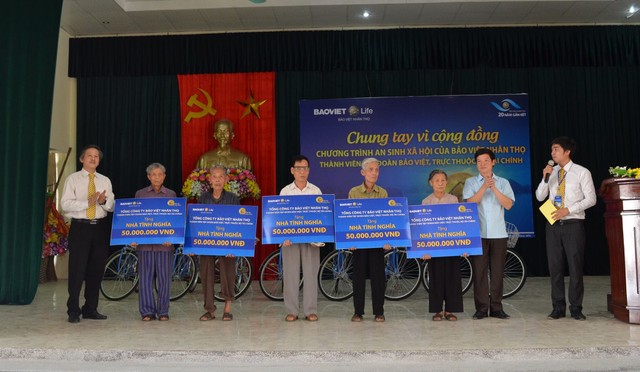 Bảo Việt Nhân thọ tổ chức loạt chương trình từ thiện xã hội tại Ninh Bình ảnh 1