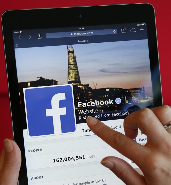 Tương lai phán xét facebook đang tới gần ảnh 2