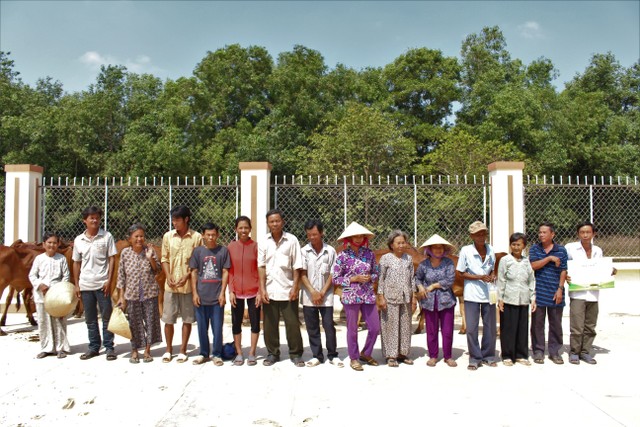 Masan Nutri-Science tặng 30 con bò giống cho người dân xã Lộc Giang, tỉnh Long An ảnh 1