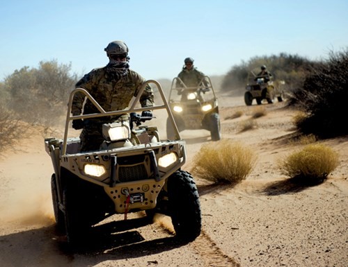 8 mẫu xe... “quân sự“ dành cho giới "chơi ngông" ảnh 8