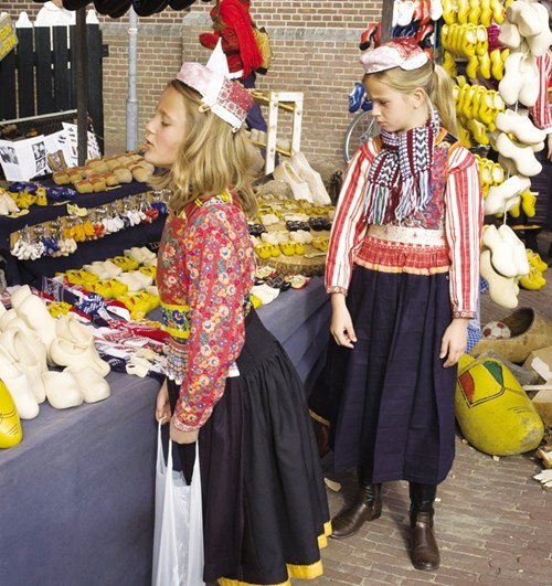 Những ngôi làng đẹp như cổ tích quanh Amsterdam ảnh 6