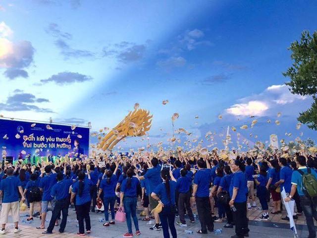 Cán bộ Bảo Việt Nhân Thọ đi bộ gây quỹ “Gắn kết yêu thương - Vui bước đến trường“ ảnh 2