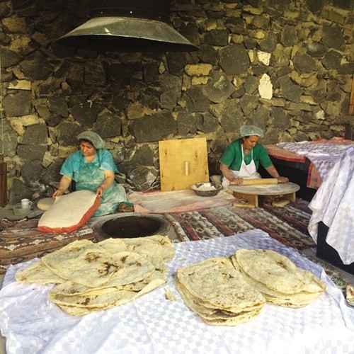 Một ngày du ngoạn ở Armenia ảnh 8