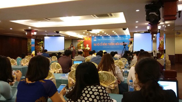 Khóc cười mùa Đại hội: Hoàn thành vượt kế hoạch, lãnh đạo PCT vẫn bị cổ đông “quay“ ảnh 1