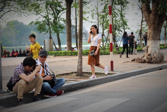 “Săn” những điểm chụp ảnh cực phong cách tại Hà Nội ảnh 10