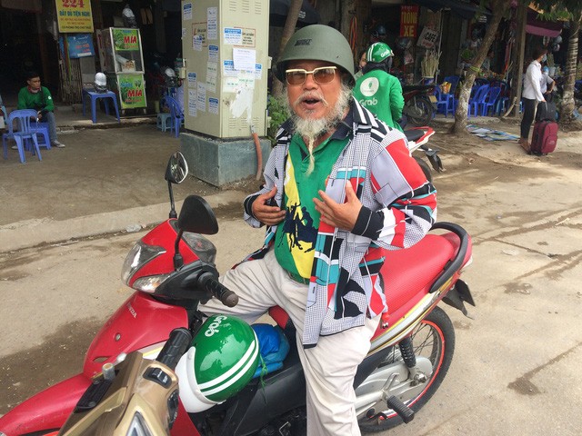 Kiếm khá nhờ “mượn” thương hiệu, xe ôm truyền thống “cố thủ” với nghề ảnh 4