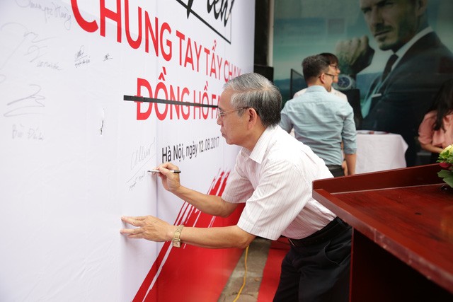 Bỏ 12.000 USD đại gia vẫn mua phải đồng hồ Rolex nhái ảnh 1