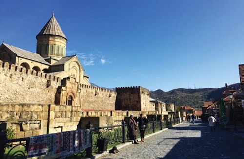 Những ngọn tháp cổ trên dãy Caucasu ảnh 6