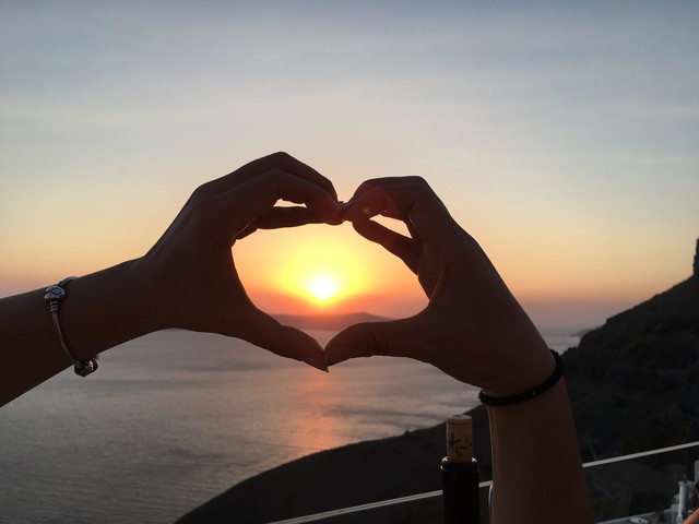 Santorini - Nơi khơi gợi mạch nguồn cảm xúc trong tôi ảnh 5