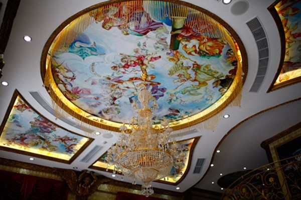 “Choáng” với những căn hộ dát vàng khoe đẳng cấp của đại gia Việt ảnh 5