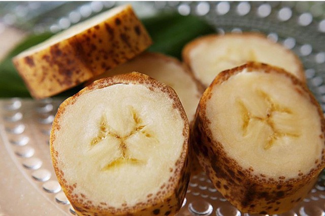 Kỳ lạ giống chuối ăn được cả... vỏ, hơn 100 nghìn đồng/quả ảnh 3