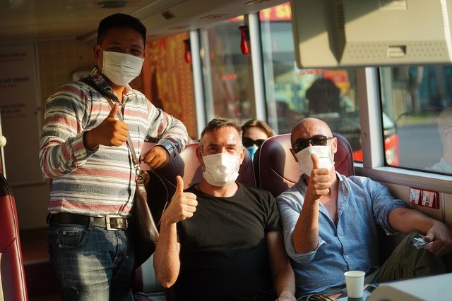 Lý do khách Tây hờ hững với khẩu trang và nước rửa tay ảnh 4