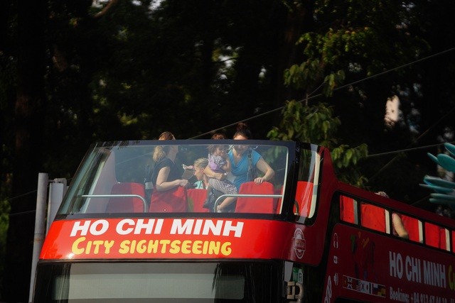 Lý do khách Tây hờ hững với khẩu trang và nước rửa tay ảnh 5