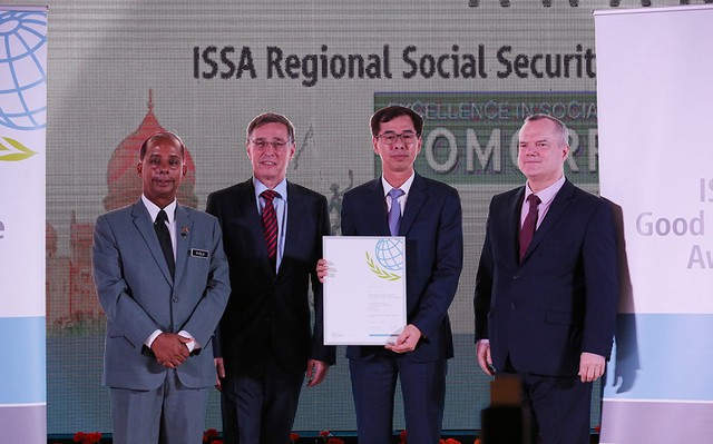 Bảo hiểm xã hội Việt Nam - 25 năm vững trụ cột an sinh ảnh 1