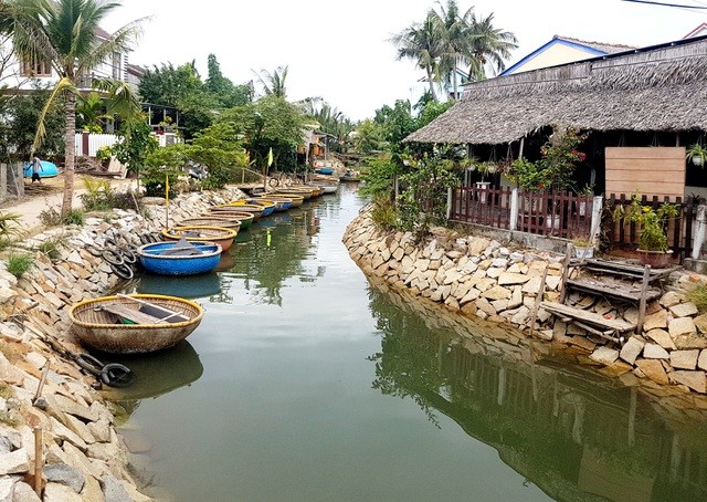 “Miền Tây Nam bộ” ở Hội An vắng khách vì dịch Covid-19 ảnh 1