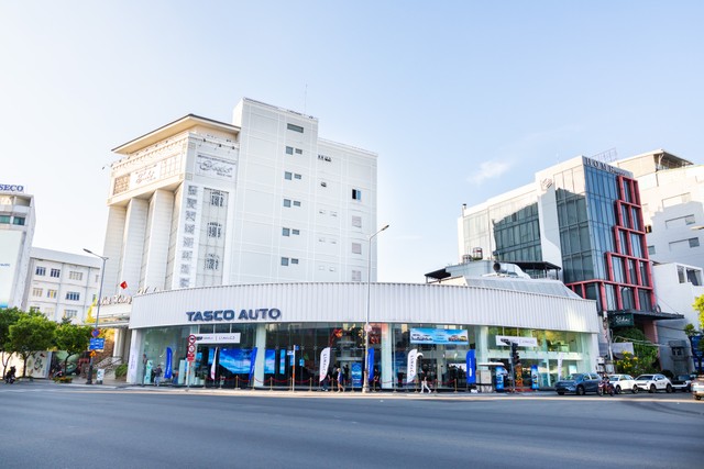Tasco Auto Signature Nguyễn Văn Trỗi - showroom flagship cao cấp nhất theo chuẩn mực quốc tế do Tasco đầu tư, vừa được khai trương vào cuối tháng 3 vừa qua