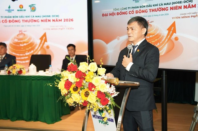 Tổng giám đốc Văn Tiến Thanh phát biểu tại đại hội