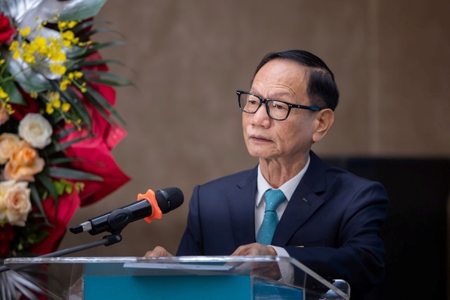 Chủ tịch ABBank Vũ Văn Tiền